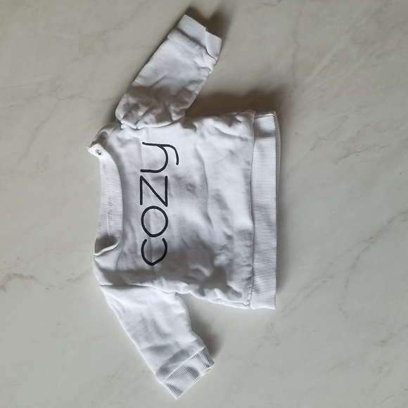 'COZY' Sweater - Picture 1 of 2